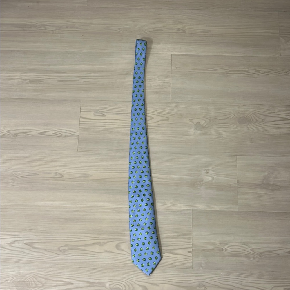 Vineyard Vines Tie